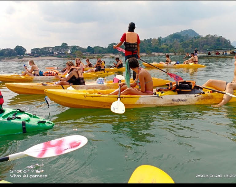 Vang Vieng full day Kayaking