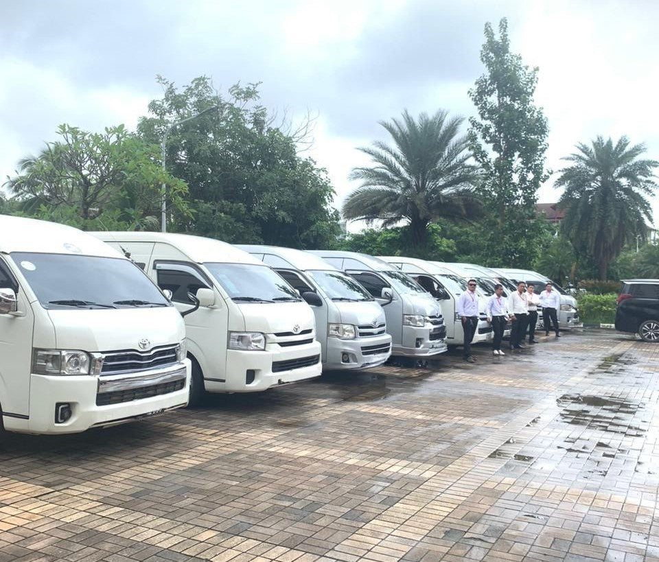Vientiane - Vangvieng Transportation and Private tour