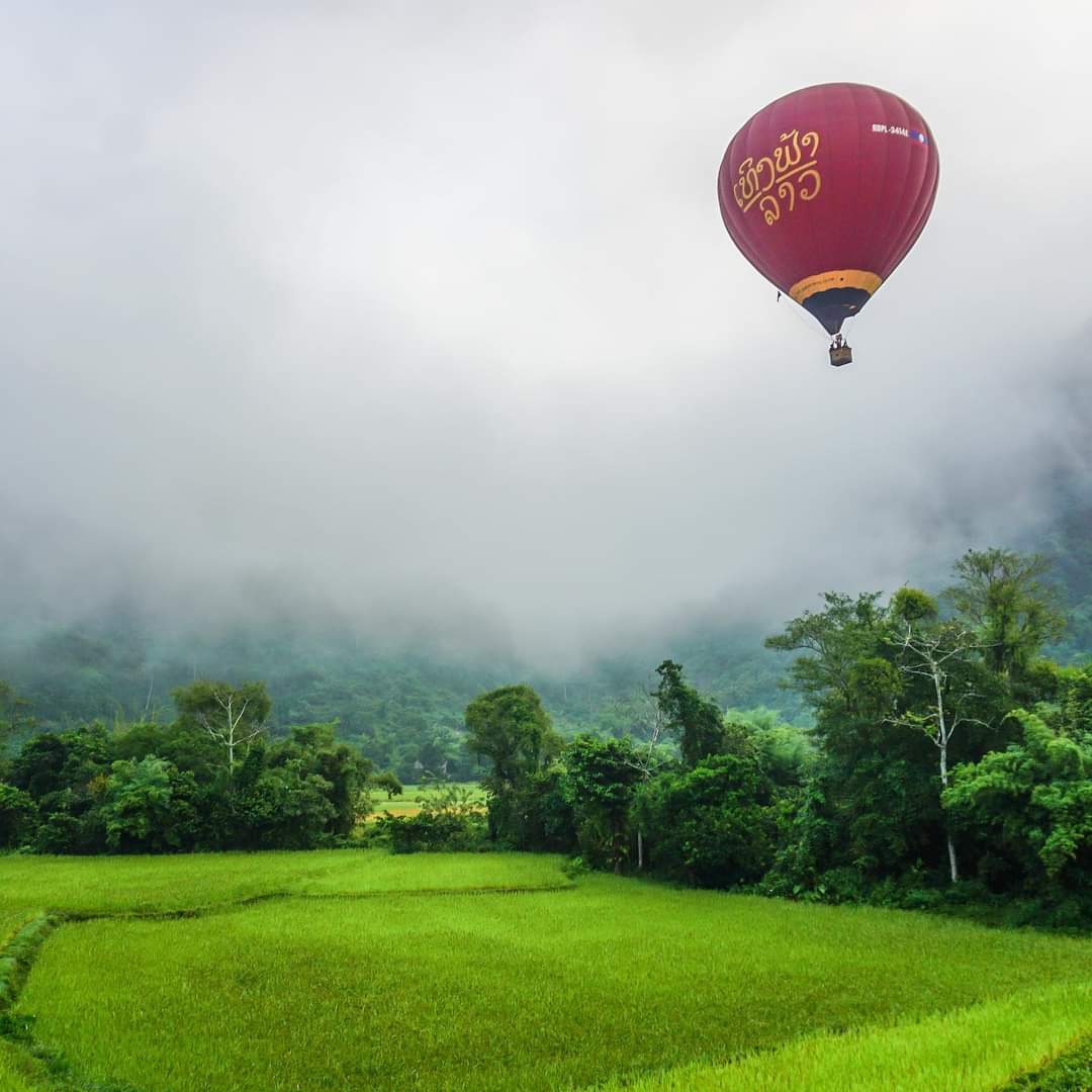 Balloon Over Mountain (Booking 5days before departure )