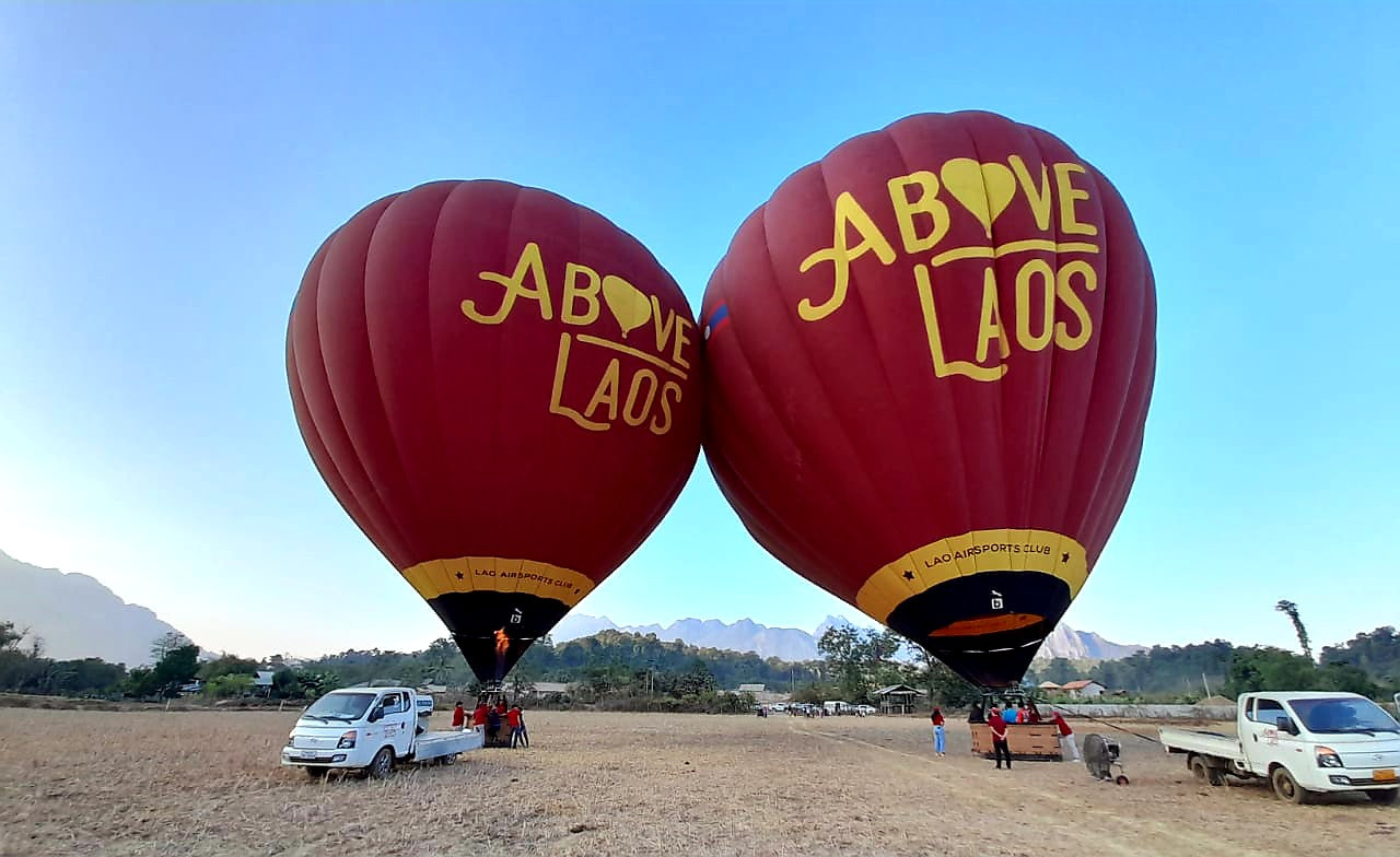 Balloon Over Mountain (Booking 5days before departure )