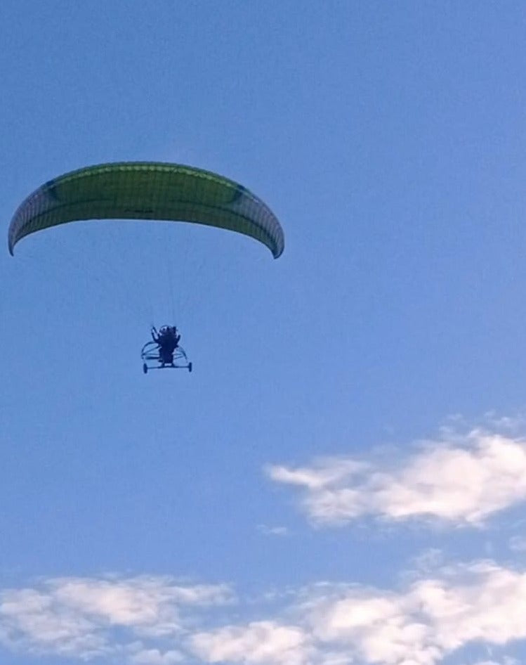 Paramotor Over Vangvieng (Deposit only $10/Pax )