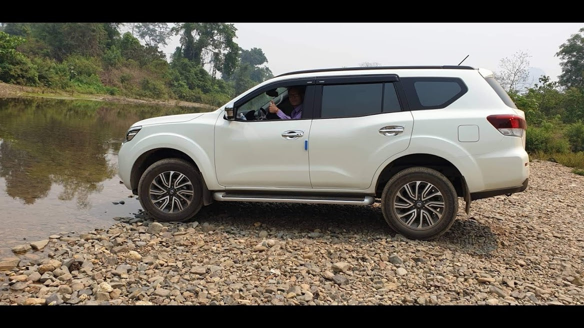 Vientiane - Vangvieng Transportation and Private tour