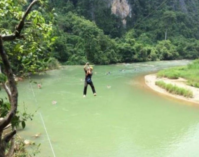 Vangvieng Kayaking-Zipline-Blue lagoon-Views point